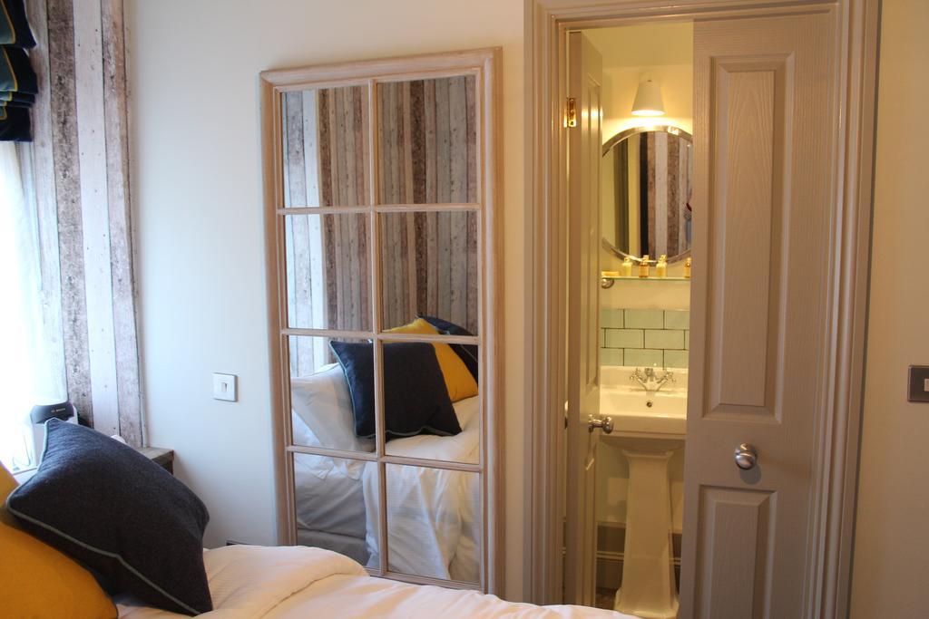 The Woodstock Arms Hotel Ruang foto